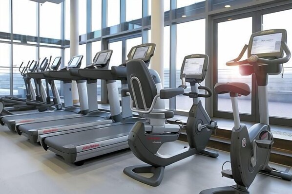 Gym - Crowne Plaza BUDAPEST by IHG (Budapest)