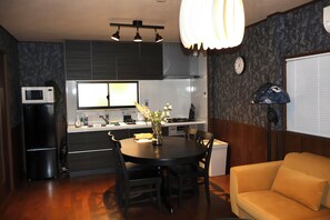 Blackout curtains, free WiFi - TabiTime Tamade Naka (Osaka)