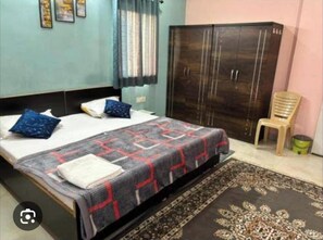 Basic Double Room, City View | Free WiFi
