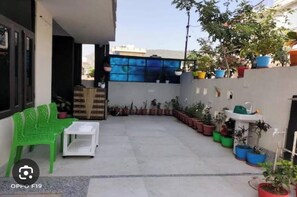 Exterior - Uphar Homestay - Hotel & Restaurant (Jaipur)
