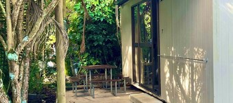 트로피컬 히비스커스 캐러밴 파크