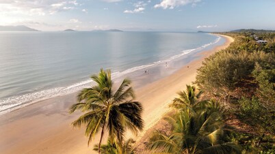 Tropical Hibiscus Caravan Park