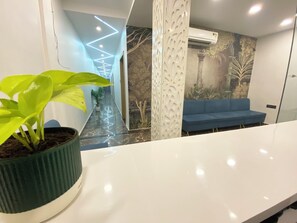 منطقة الجلوس في الردهة