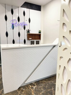 Reception - Hotel Manor Ganges (Varanasi)