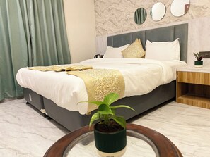 Deluxe Room | Free WiFi - Hotel Manor Ganges (Varanasi)