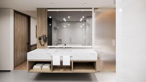 Phòng Suite | Phòng tắm | Máy sấy tóc, áo choàng tắm, dép đi trong nhà, khăn tắm