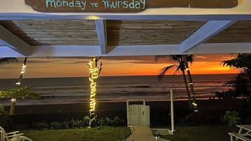 Nhà, 5 phòng ngủ, phù hợp cho người khuyết tật, hồ bơi riêng | Khu tắm nắng