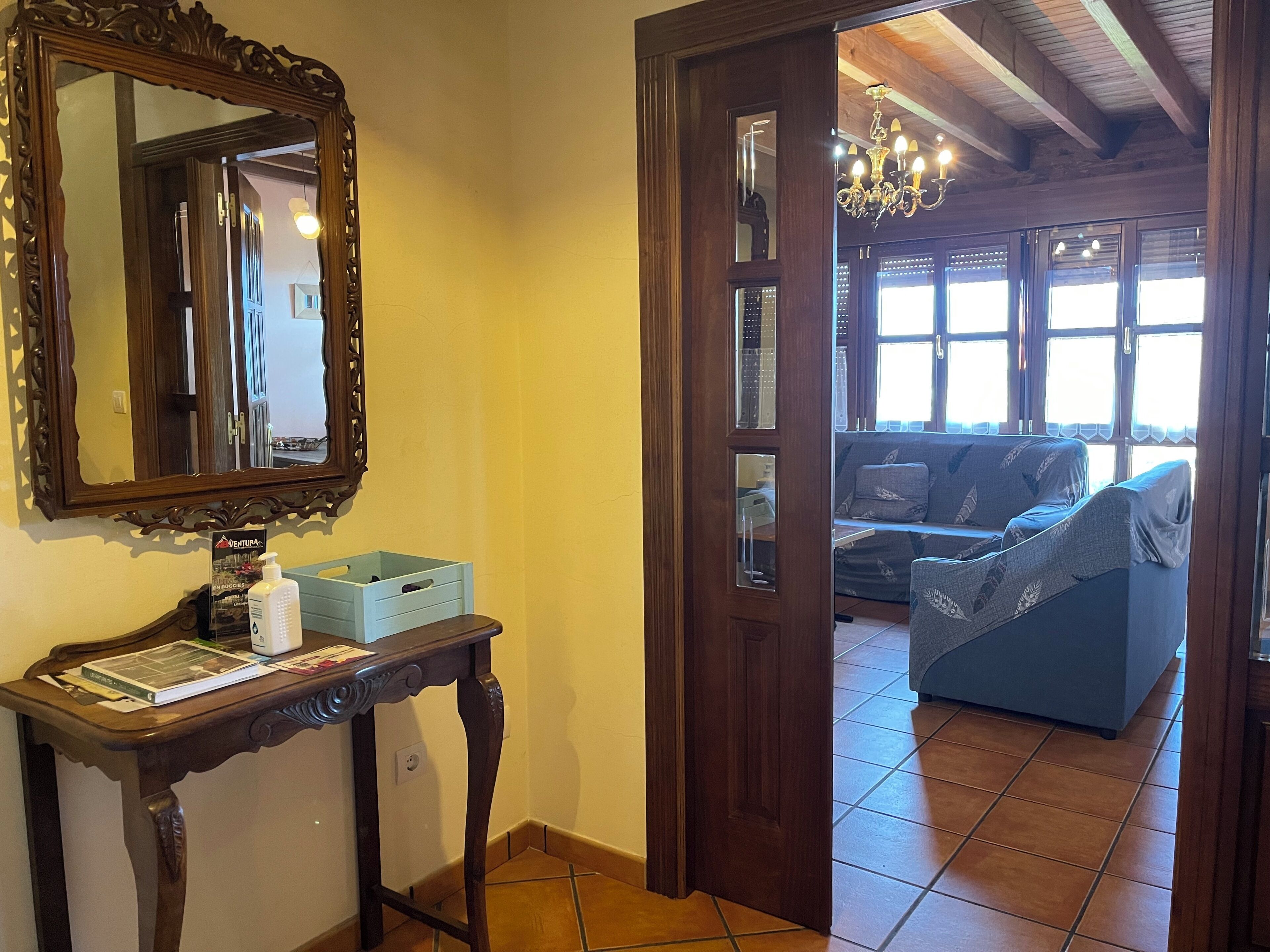 المنشأة من الداخل