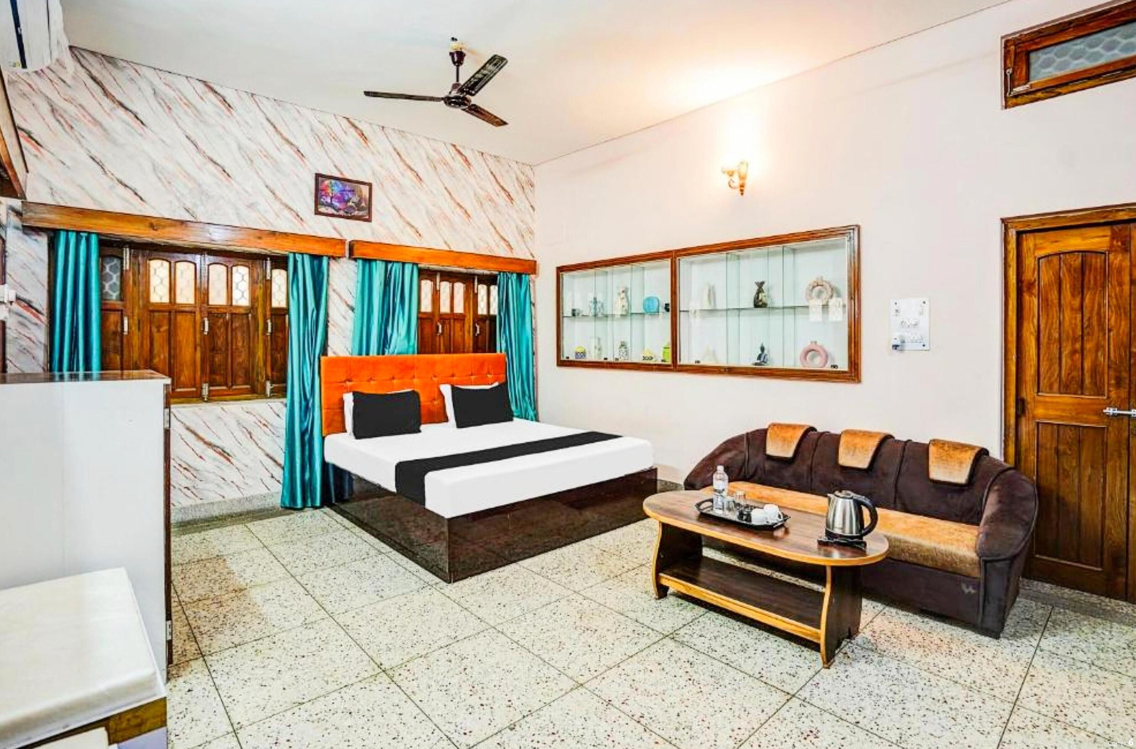 Deluxe tweepersoonskamer, airconditioning | Hypoallergeen beddengoed, een bureau, geluiddichte muren, gratis wifi