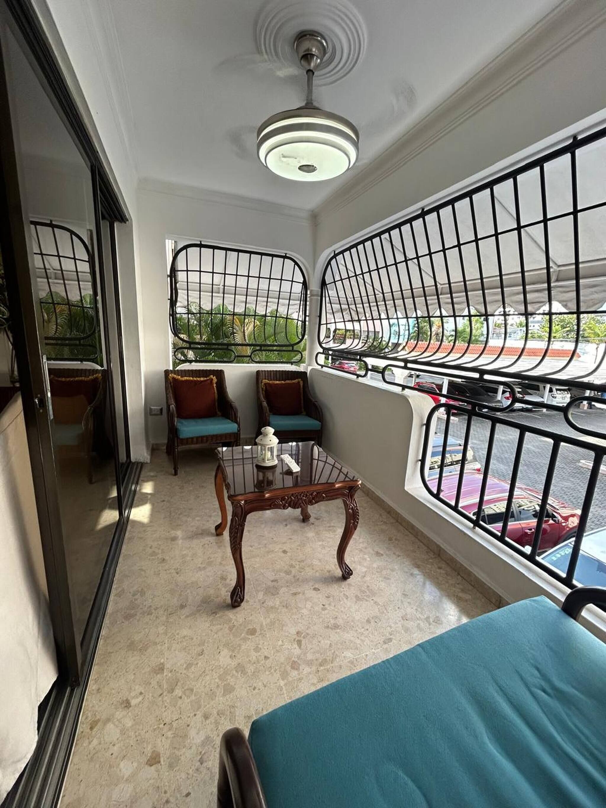 Apartamento, 2 quartos, para fumantes, sacada | Sacada