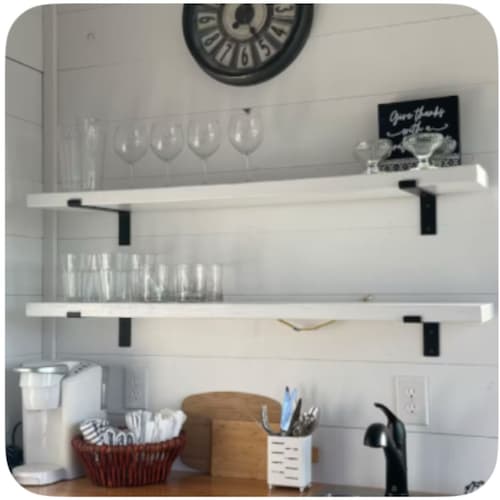 Cozy 2-bedroom cabin in tranquil Leola with AC