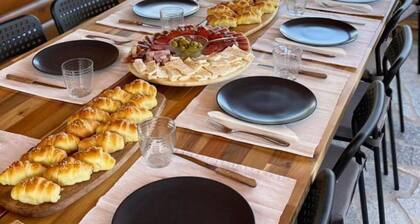 Studio Apartment with Terrace 1