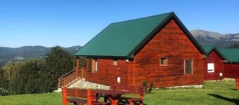 Eco Village Coric -Lejlighed med to soveværelser og terrasse Deluxe Bungalow-2