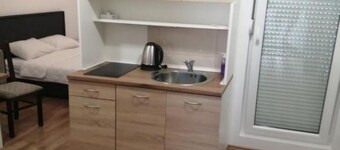 Seaside Serenity – Fresh & Modern Apartments in Igalo - Studio Apartment 5