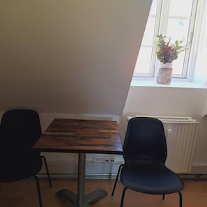 Basic Quadruple Room, City View | Desk, free WiFi
