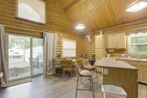 Interior - Waterfront Cabin w/ Bighorn Mountain Views! (Sheridan)