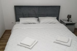 1 soverom, strykejern/-brett og wi-fi (inkludert)