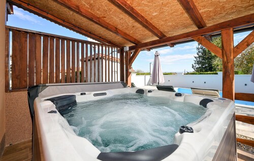 Gorgeous home in Kutina