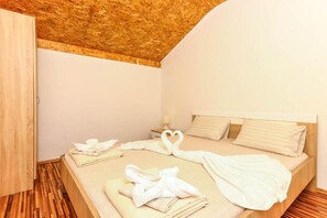 1 chambre, fer et planche à repasser, Wi-Fi gratuit