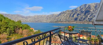 Two Bedroom Apartment With Sea View