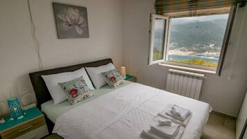 1 chambre, fer et planche Ă repasser, lit parapluie, Wi-Fi gratuit