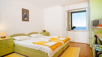 Strykjärn/strykbräda och gratis wi-fi