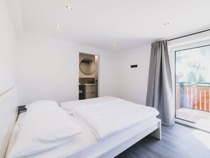 Deluxe Condo, Balcony, Mountain View | Blackout curtains, soundproofing, free WiFi - Appartements Ager by we rent (Rauris)