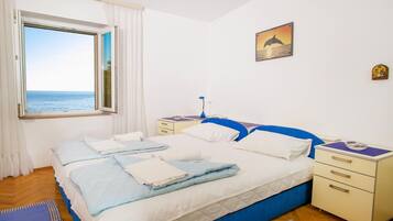 1 bedroom, iron/ironing board, free WiFi