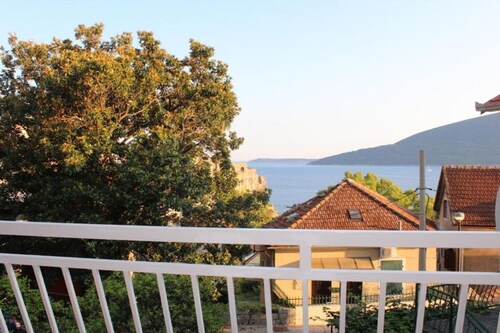 Two Bedroom Apartment with Seaview