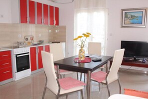 Dining - Two Bedroom Apartment with Seaview (Herceg Novi)