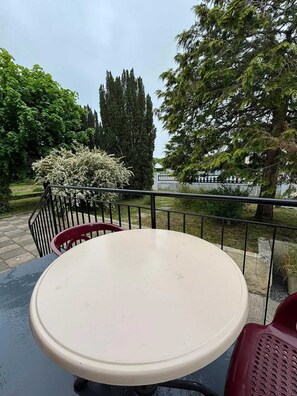 Buiten dineren