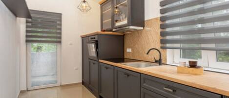 Kühlschrank, Ofen, Herdplatte, Geschirrspüler