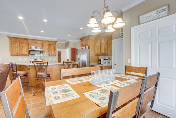 Dining - 7 Mi to University of Alabama: Family Home w/ Yard (Tuscaloosa)