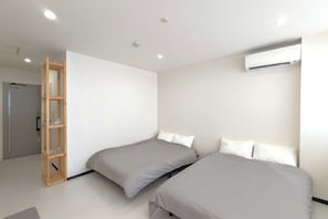 Classic Single Room, Multiple Beds, Non Smoking | Free WiFi