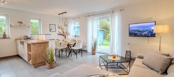 Modern vacation home for up to 8 people, close to nature and quiet