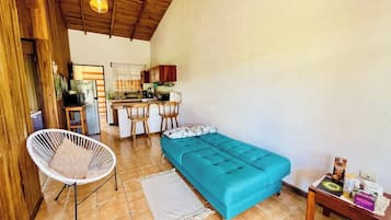 House, 2 Bedrooms, Smoking, Balcony | Living area