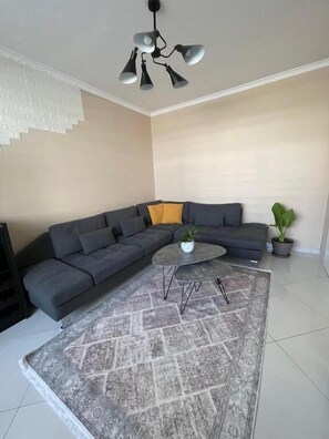Apartment, Balcony, City View | Living area | Flat-screen TV - Edion Center Apartment (Shkodër)