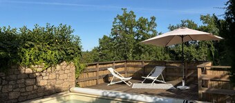 Lovely house with pool and garden