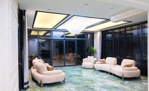 Quầy tiếp tân