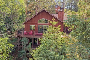 Exterior - Pool Table! Incredible Views! Near Bear Mountain! Wrap Around Deck! (Big Bear Lake)