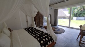 Classic Oda | Masa, dizüstü bilgisayar çalışma alanı, ücretsiz kablosuz İnternet 