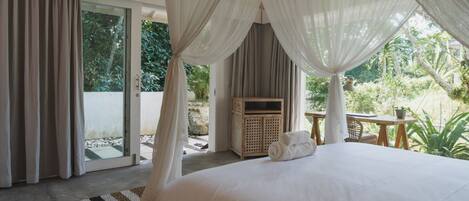 Habitación doble Premium | Escritorio, espacio para trabajar con laptop y wifi gratis