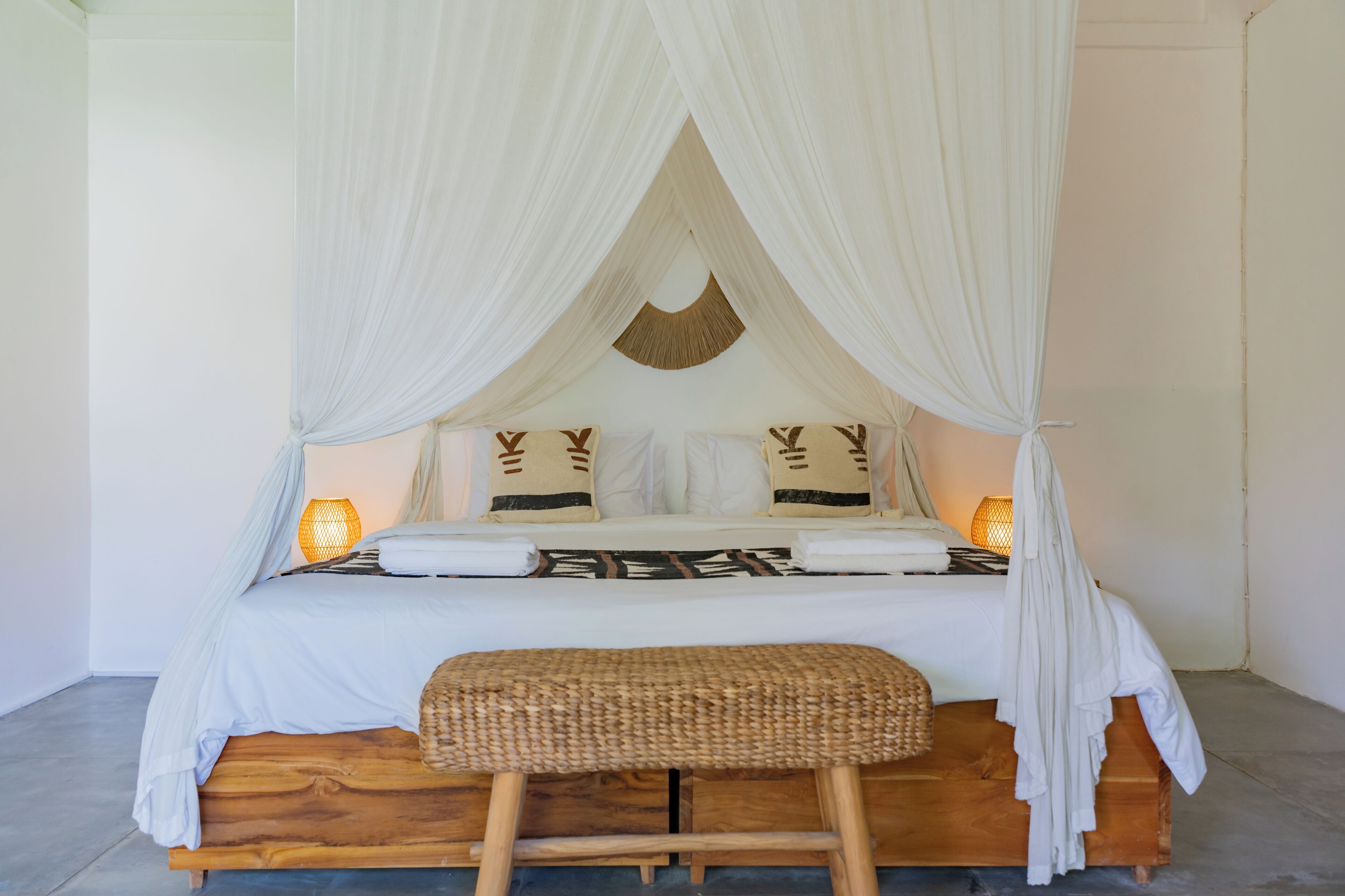 Basic Tek Büyük Yataklı Oda | Masa, dizüstü bilgisayar çalışma alanı, ücretsiz kablosuz İnternet 