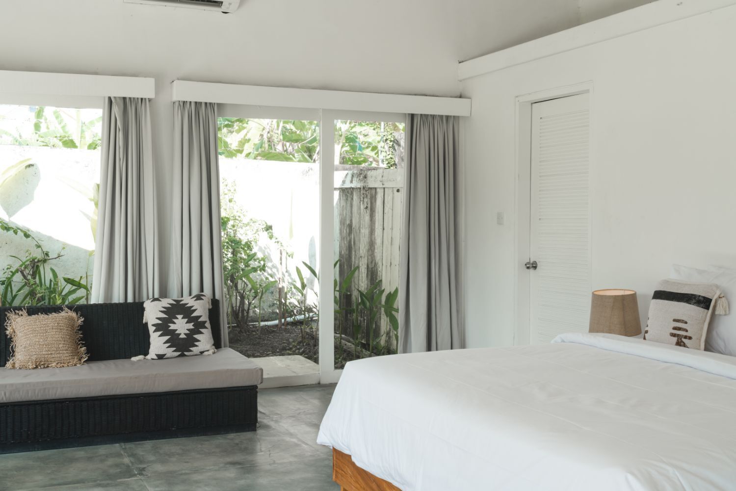 Superior Double Room | Desk, laptop workspace, free WiFi