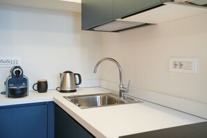 Private kitchen - Agostino Center Apartment (Turin)