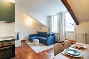 Living area - Agostino Center Apartment (Turin)