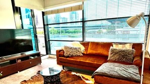 Living room - Luxurious Apartment in the Heart of Docklands (Melbourne)
