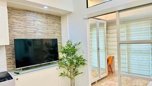 Condo, 1 Bedroom, Balcony, Garden View | Room amenity - Adahkumaya Luxury Suites (Taguig)
