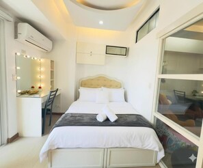 Condo, 1 Bedroom, Balcony, Garden View
