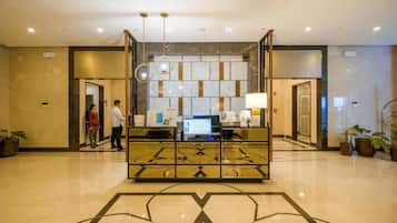 Apartamento, 1 habitación, balcón, vistas al jardín | Vestíbulo